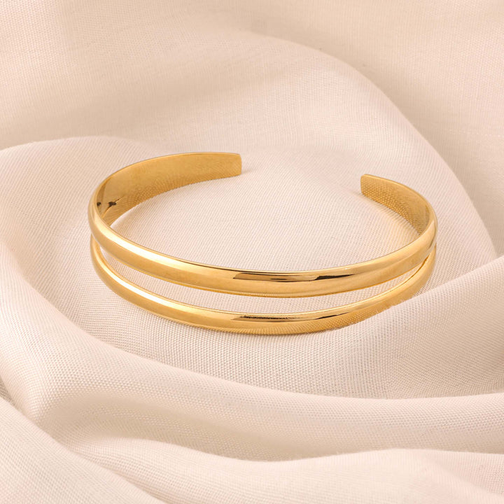 Aura Arc Cuff