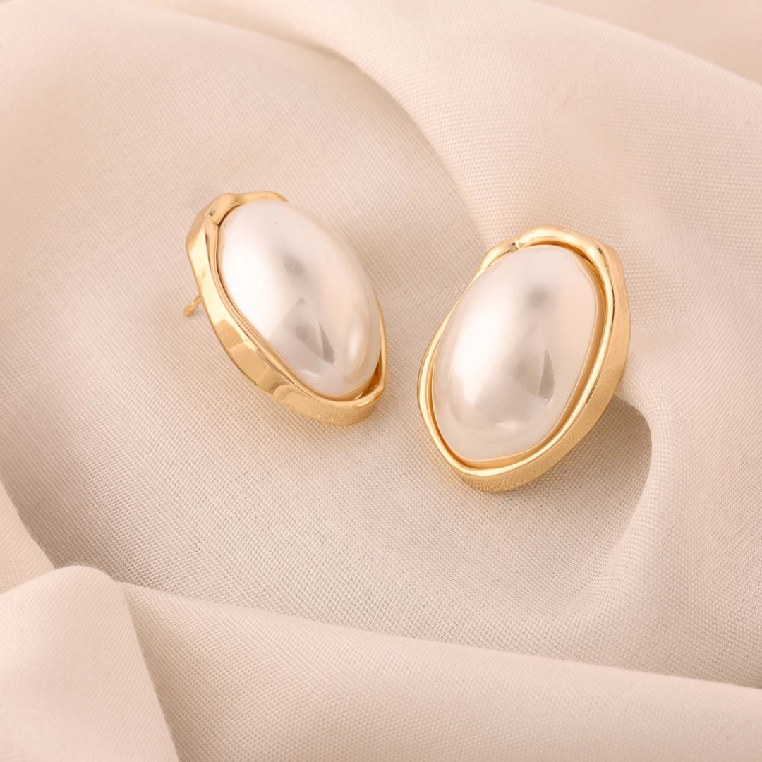 Luna Drop Studs