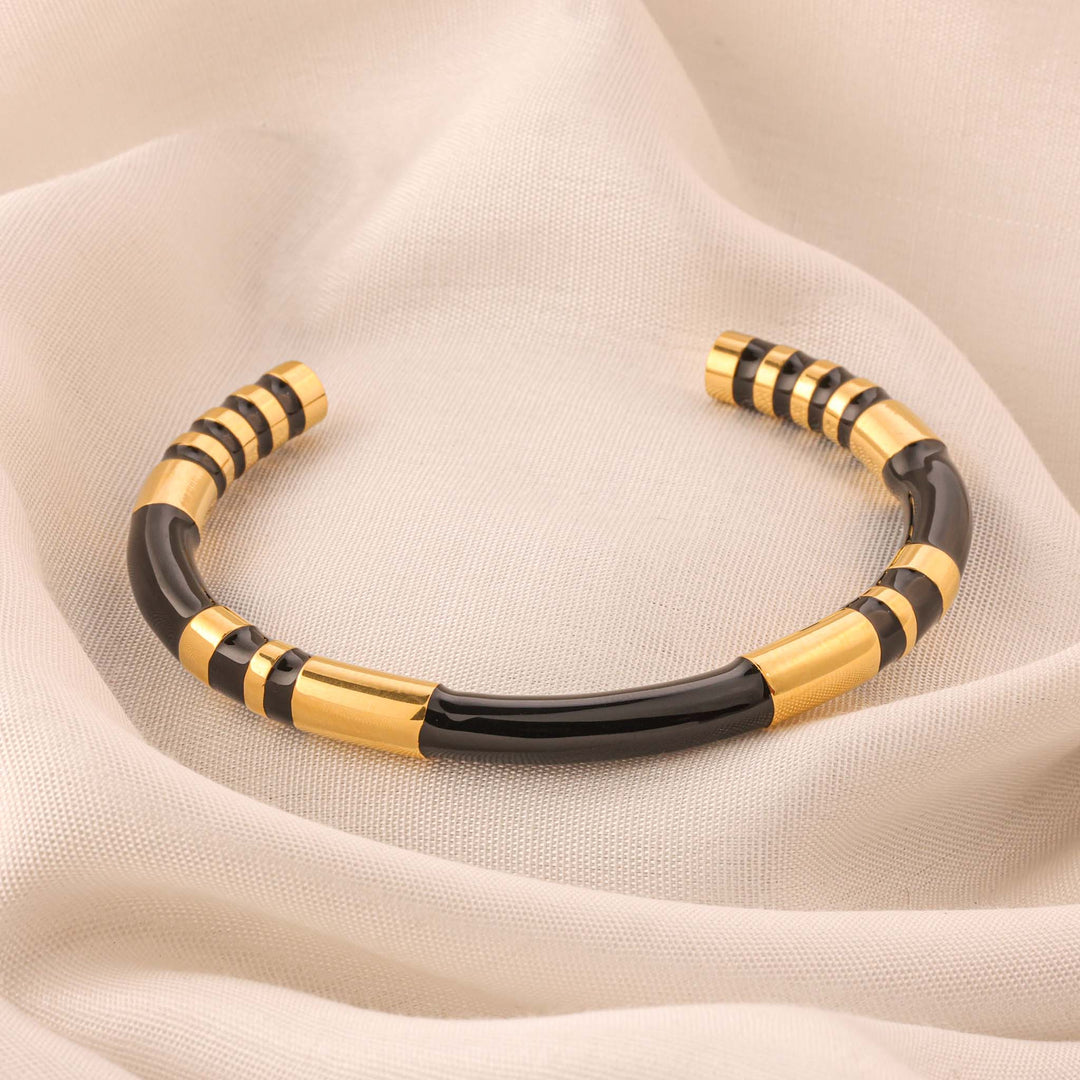 Noir Stripe Cuff