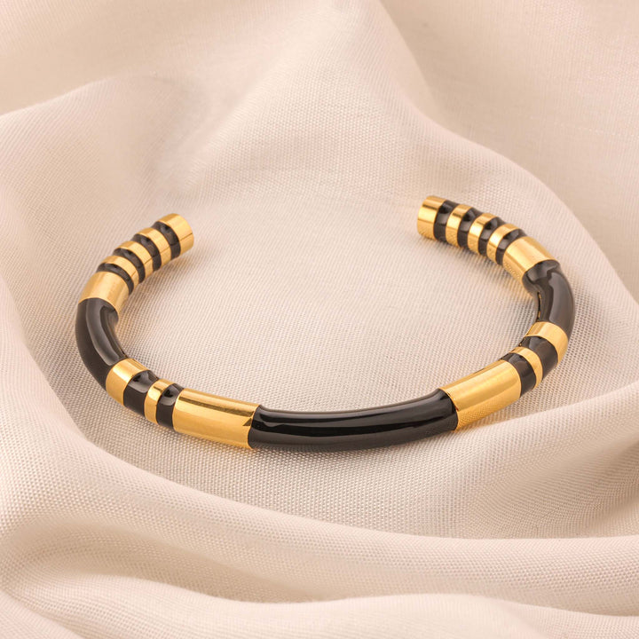 Noir Stripe Cuff