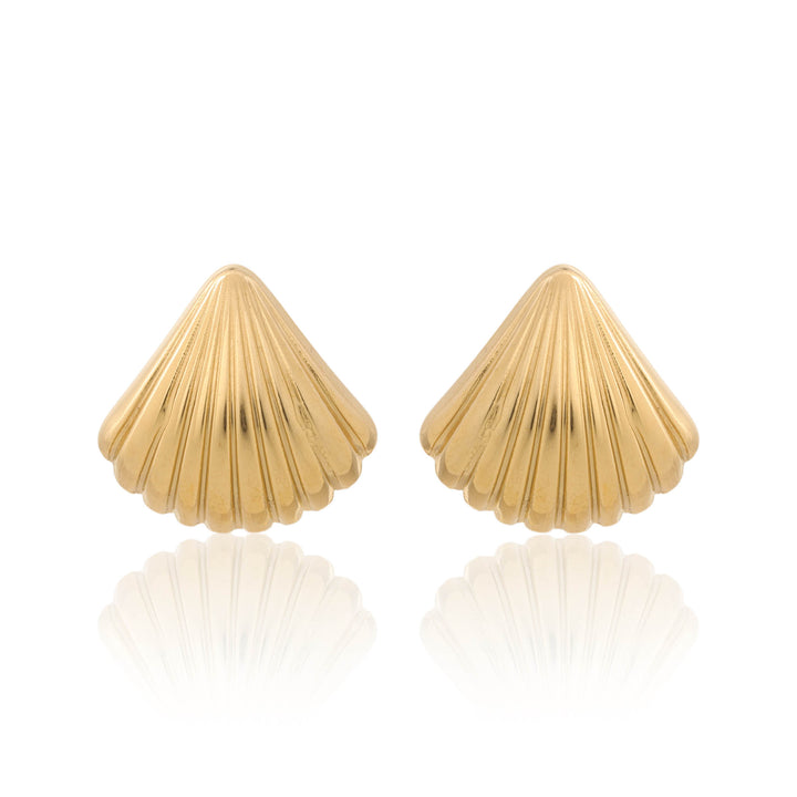 Sculpted Fan Studs