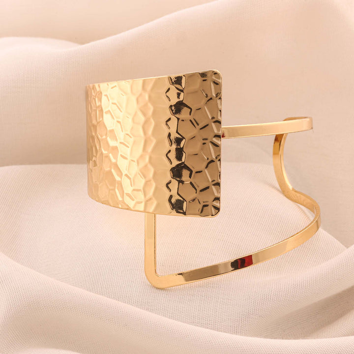 The Modernist Cuff